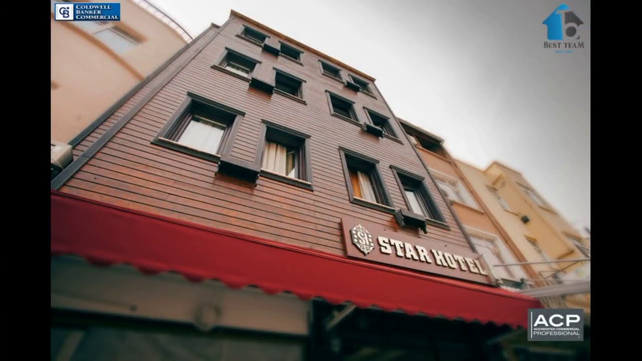 SULTANAHMET AKBIYIK CADDESİNDE SATILIK, 11 ODA / 28 YATAKLI OTEL