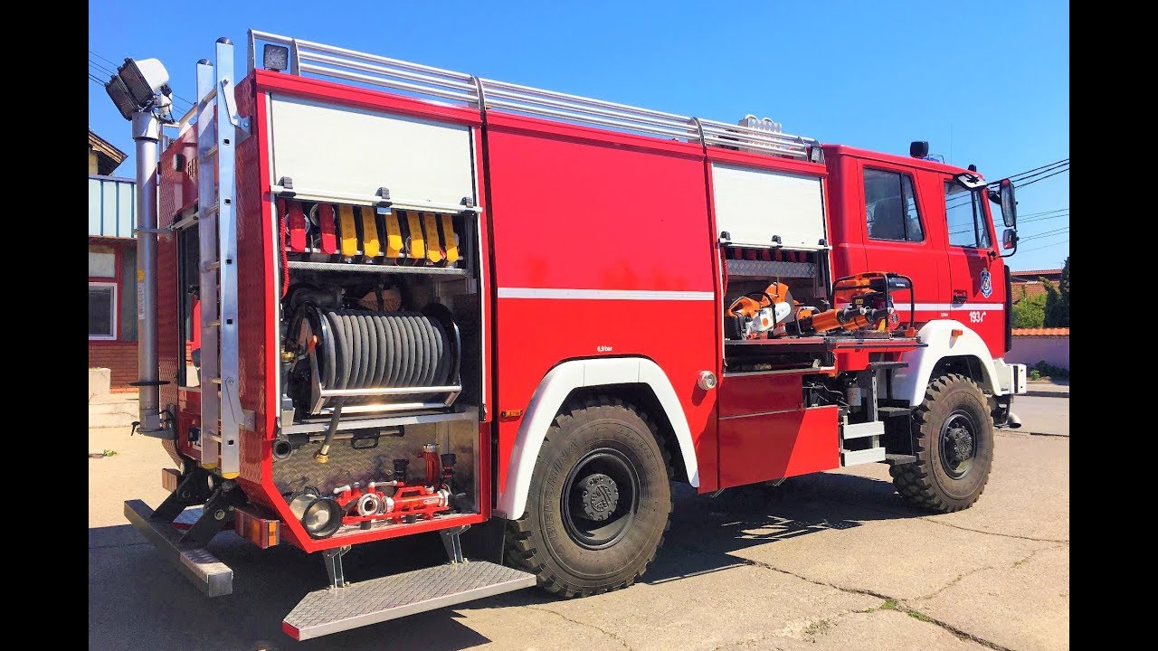 Novo vatrogasno vozilo stiglo u Pozarevac  (23.04.2019)