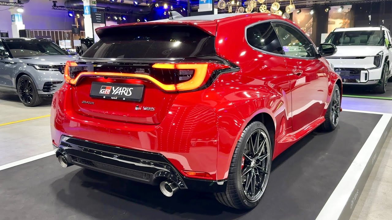 New TOYOTA GR YARIS 2025 FACELIFT - first look & visual REVIEW
