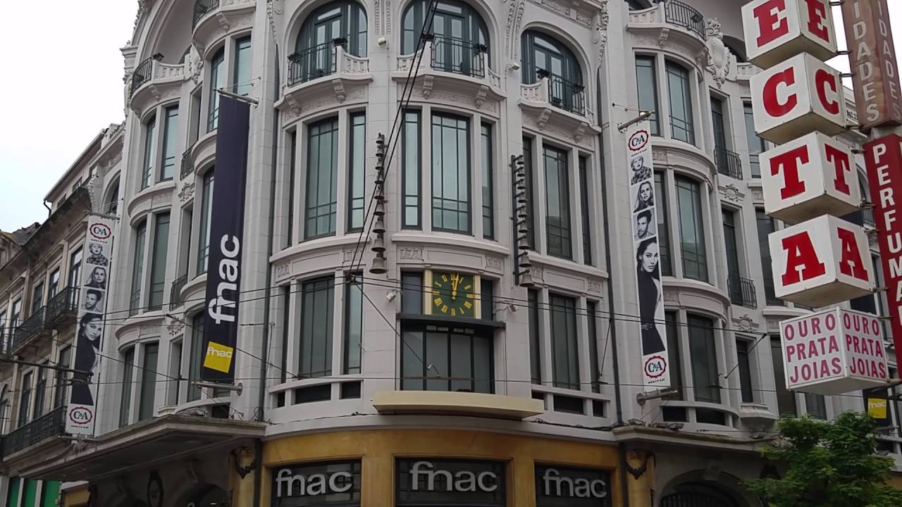 Relógio da Galeria Palladium em Porto, Portugal