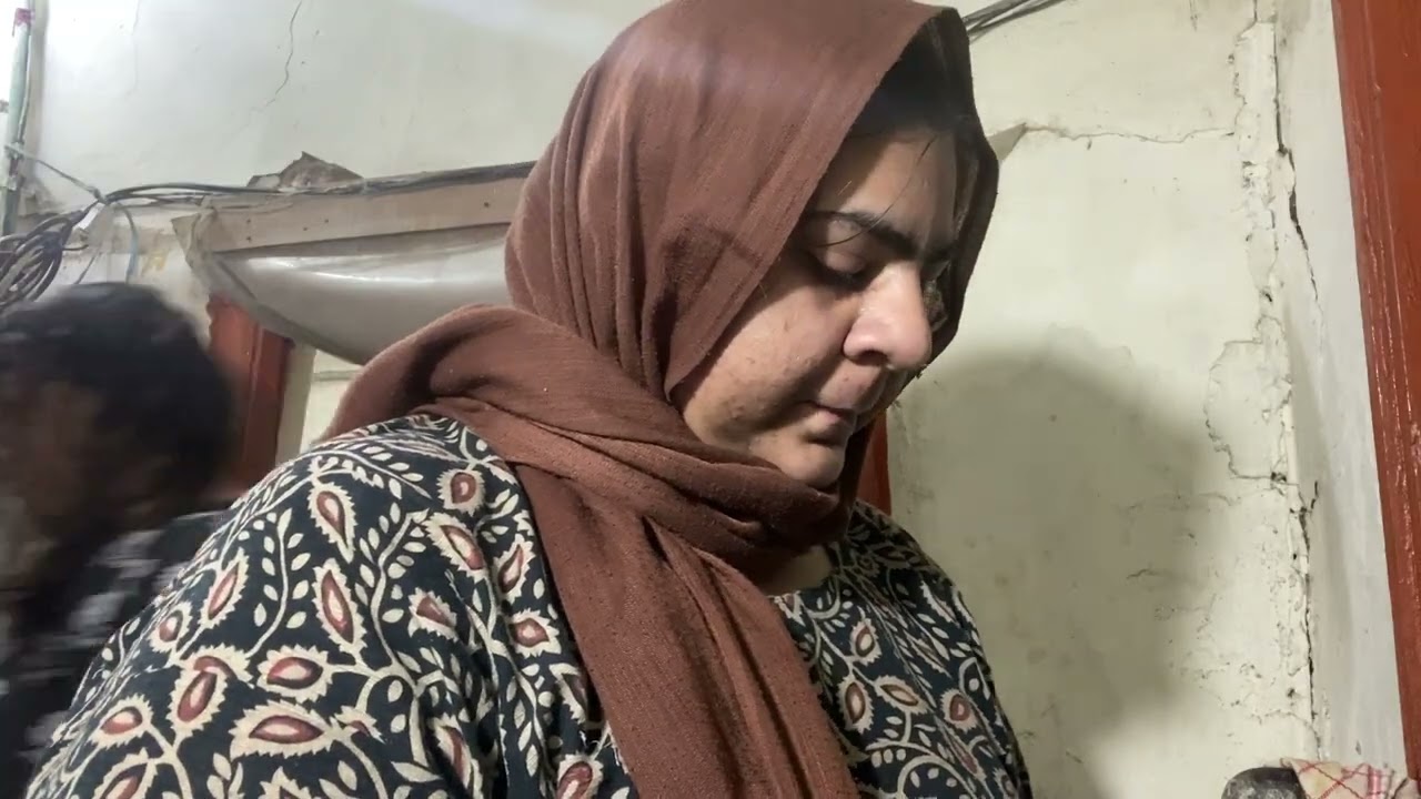 Aj Amra Ny Banay boht Sari Gobhi Alo Chekan Boht Testy Bana Full recepy Amrina With Life