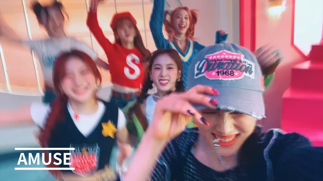 STAYC(스테이씨) 'Trouble Maker' MV