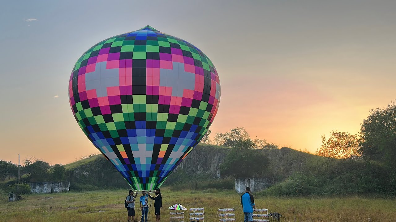 BALÃO FOGUETEIRO 12M T. “NENHUM DE NÓS”