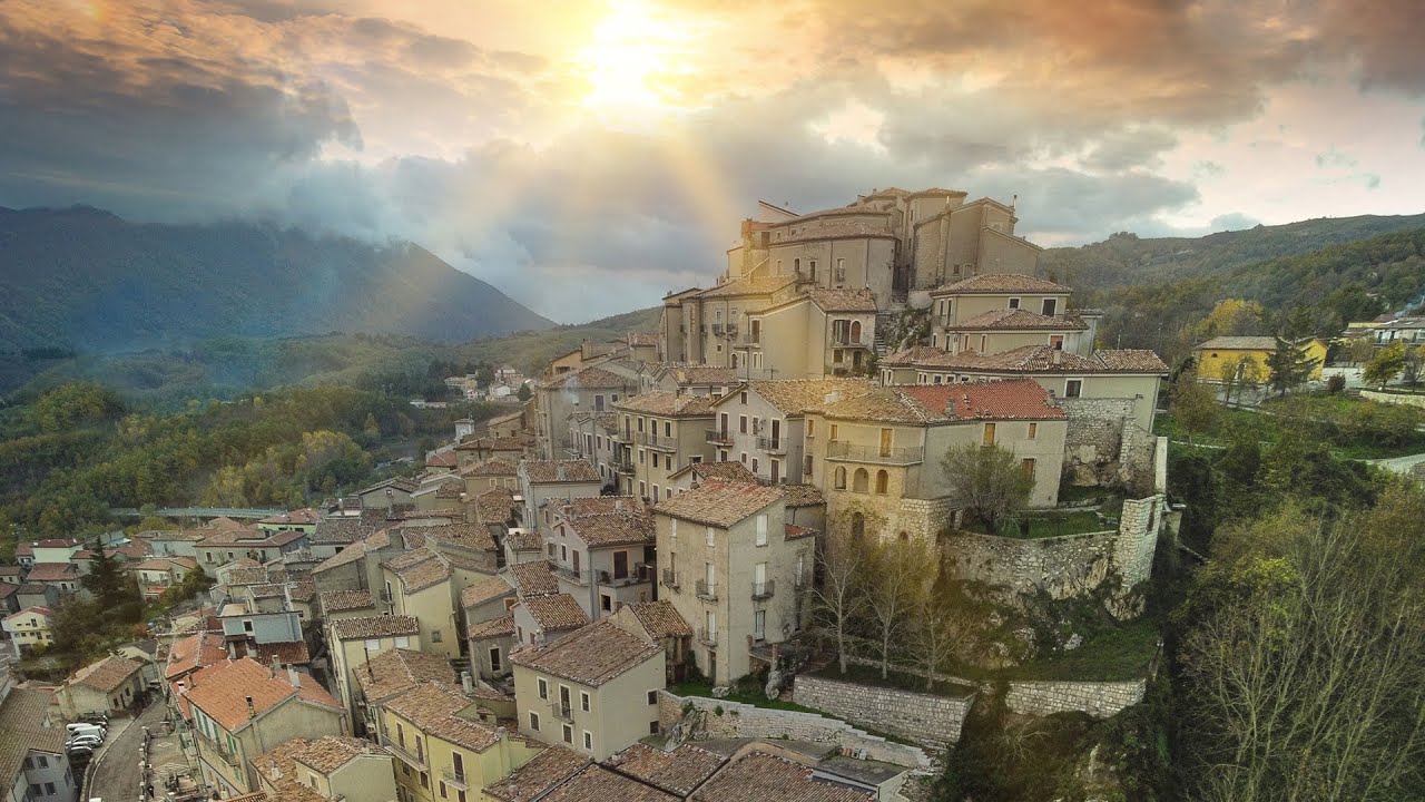 CASTELGRANDE, SICURI DI SOGNARE