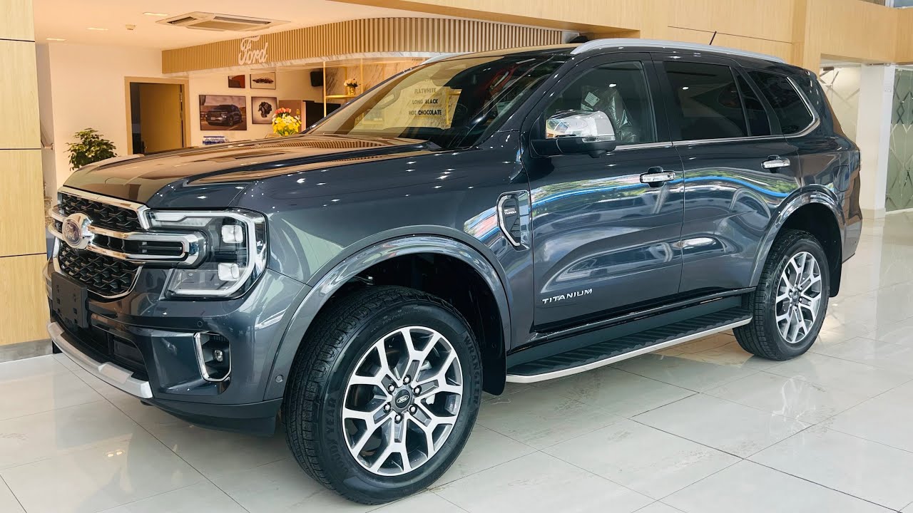 2024 Ford Everest Titanium  2.0L Bi-Turbo 4WD 10 AT  | Interior and Exterior  - Grey Color