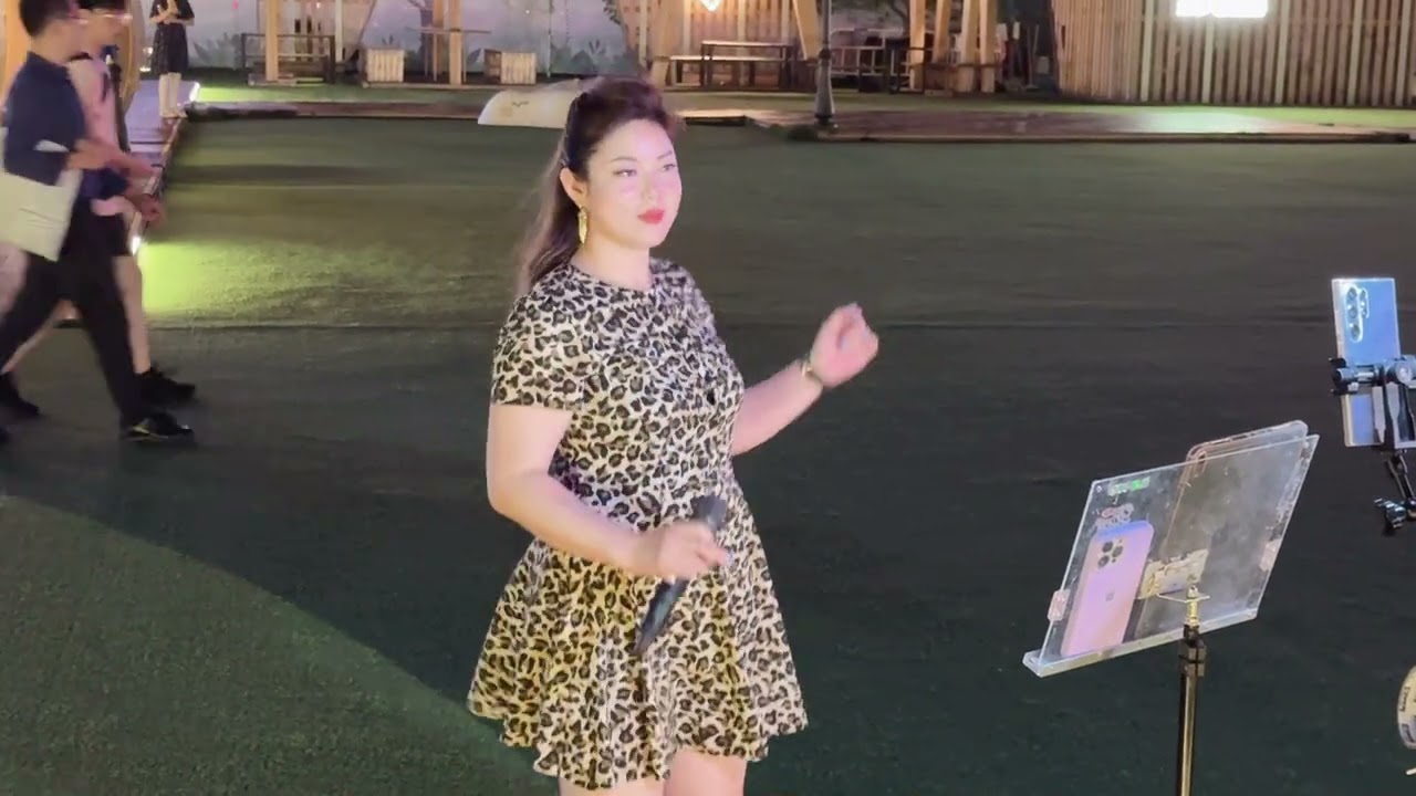 芯尼🎶🎶窗外🎶🎶