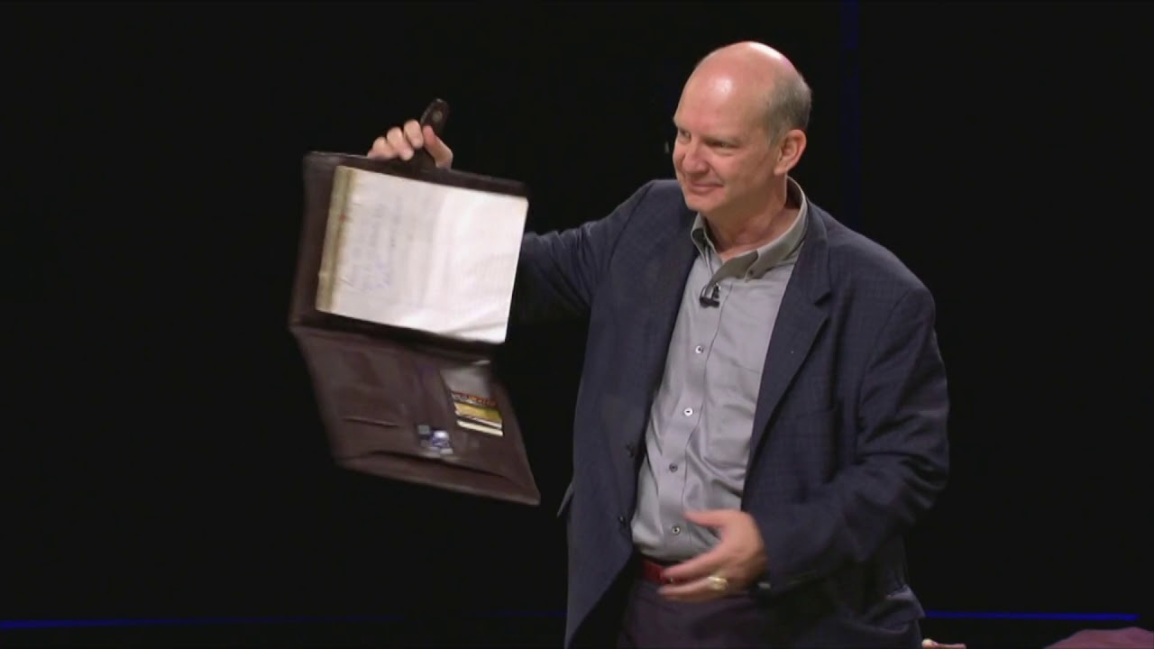 Billy Riggs presents a part of his 