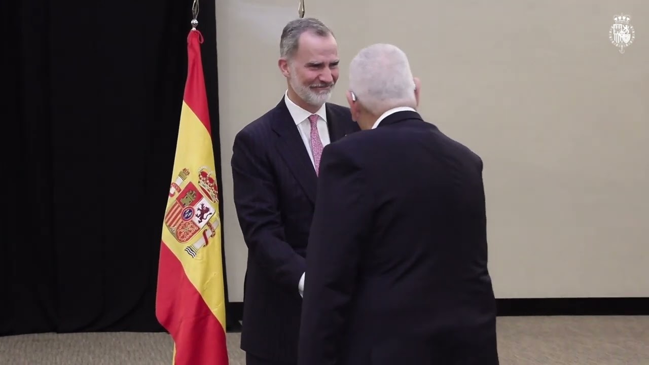 S.M. el Rey recibe en audiencia a un representación de la colectividad española en Panamá
