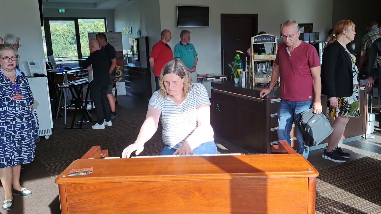 Hammond B-3 organ 