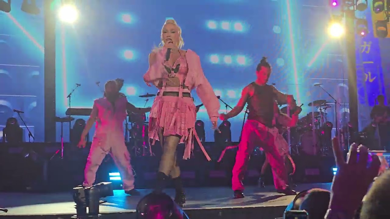 Gwen Stefani: Wind It Up [Sphere, Vegas - 8 May 25]