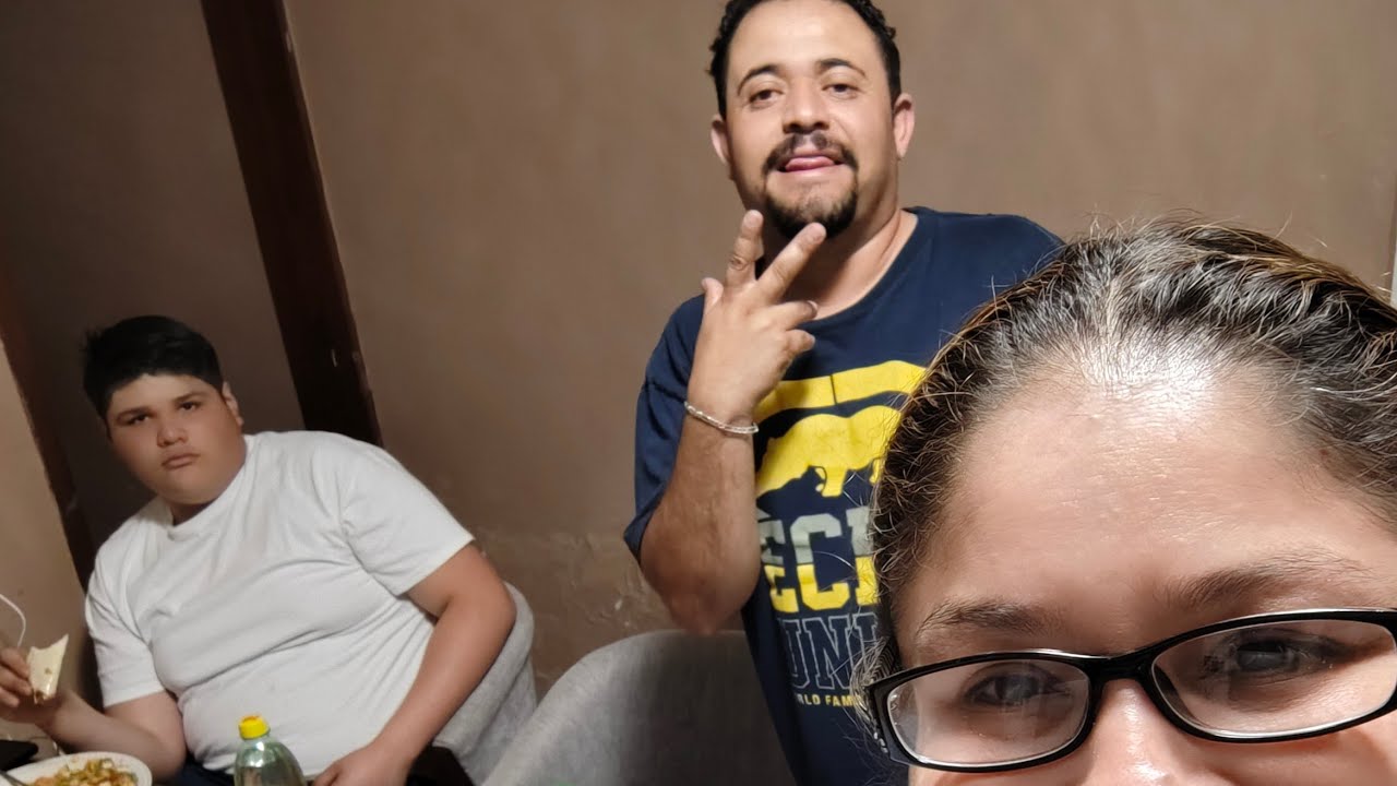 vamos a comer con el chinoooo 😅