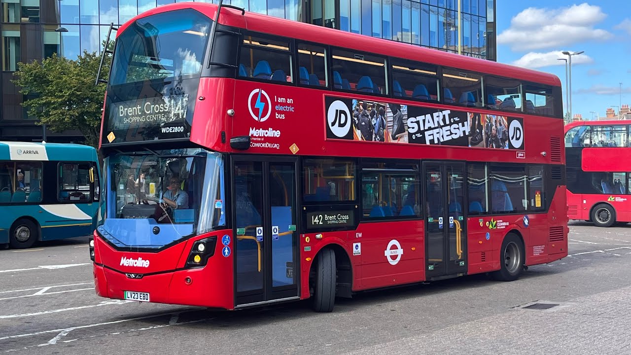 London Bus Route 142- Watford Junction to Brent Cross