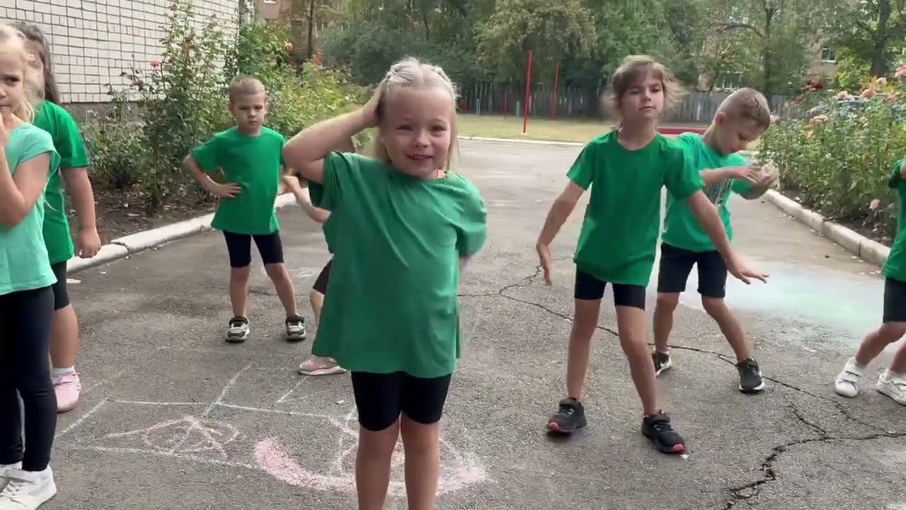 Спортивний флешмоб «Здорові діти - здорова нація» 👦🏻👧🏼