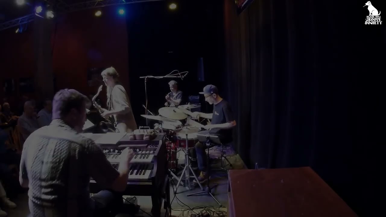 Black Dog Groove Society / Katharina Maschmeyer / Nils Pollheide