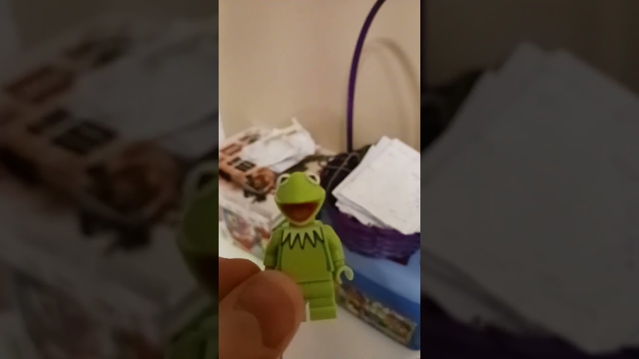 Lego Kermit the frog