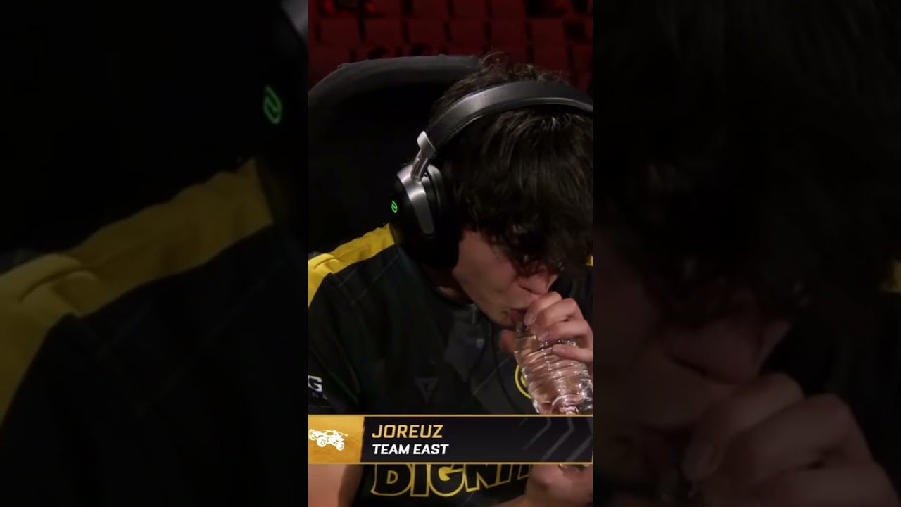 Joreuz CRAZY water chug at LAN