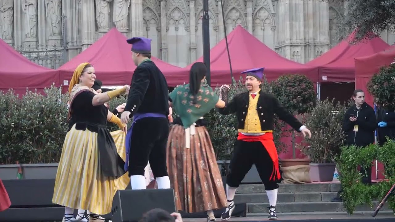 2025(8/02). ACTUACIÓ DE L'ESBART CATALÀ DE DANSAIRES  FESTES DE SANTA EULÀLIA I LA COBLA SANT JORDI.