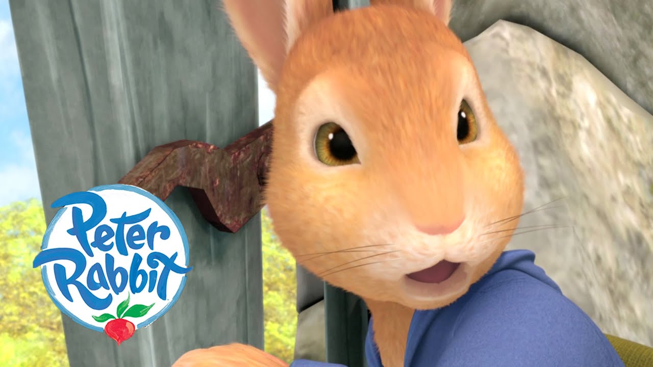 Peter Rabbit - Runaway Pumpkin! 🎃  | Cartoons for Kids