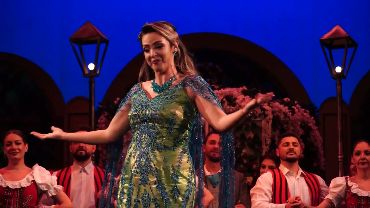 Scena de dans din Opereta Vaduva Vesela