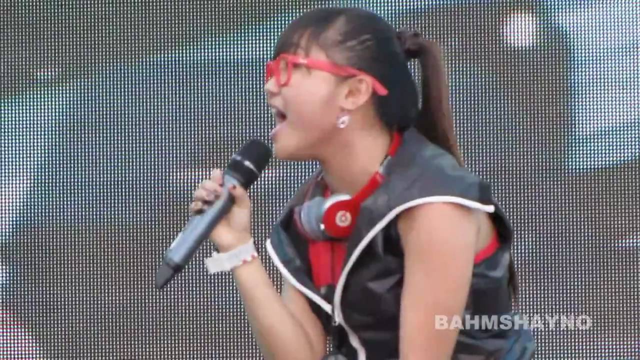 Charice live in EK sings Halo January 9, 2011 HD