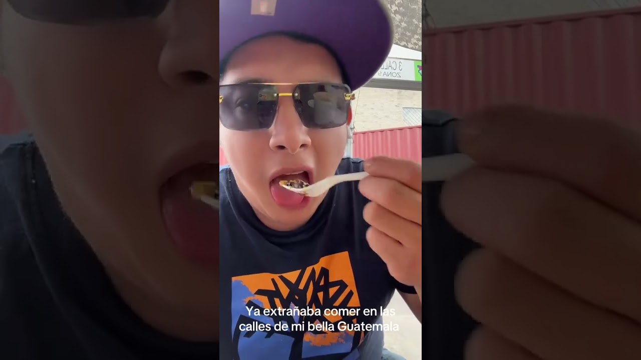 Ya extrañaba comer en las calles de mi bella Guatemala
