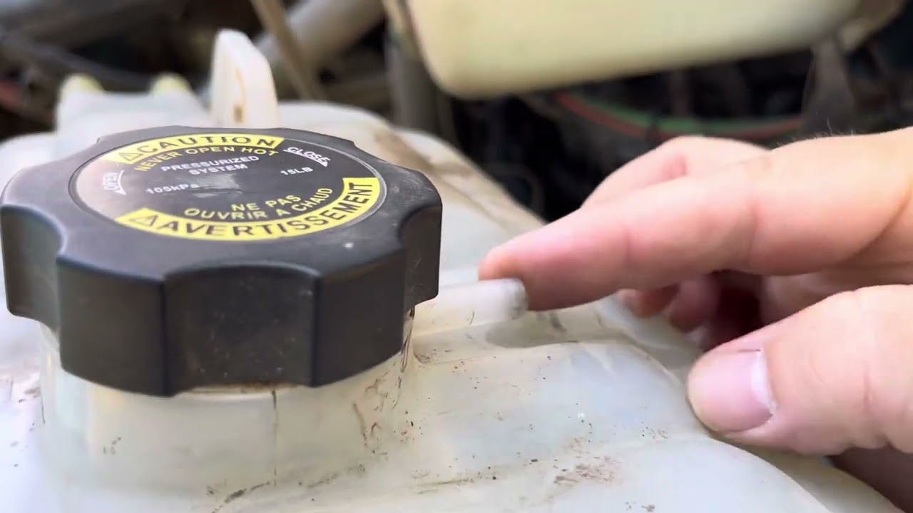 2007 Freightliner Century Class coolant reservoir change