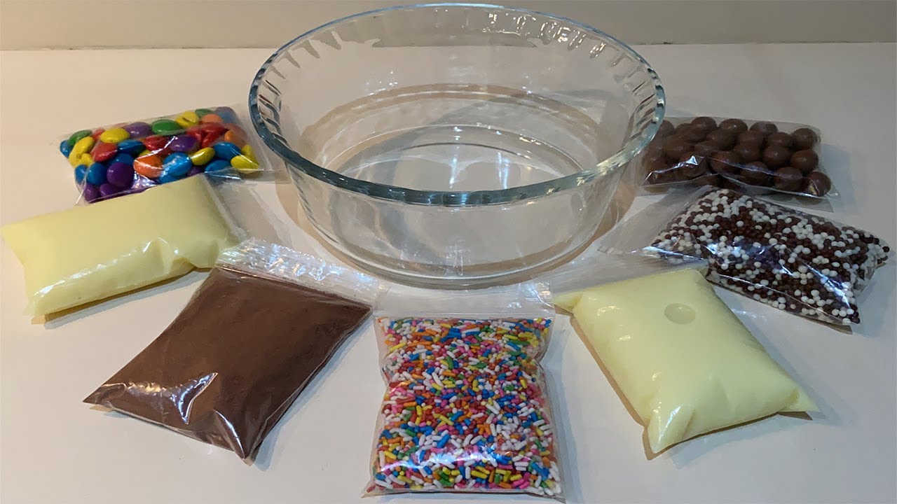 CORTANDO PACOTINHOS SATISFATÓRIOS E TRANSFORMANDO EM BRIGADEIRO!! (mega satisfatório)