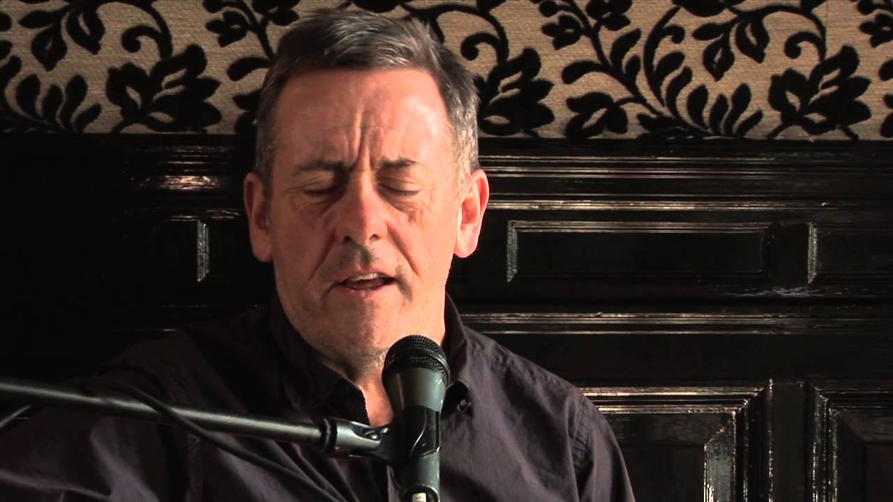 Luka Bloom - And I Love You So (Live)