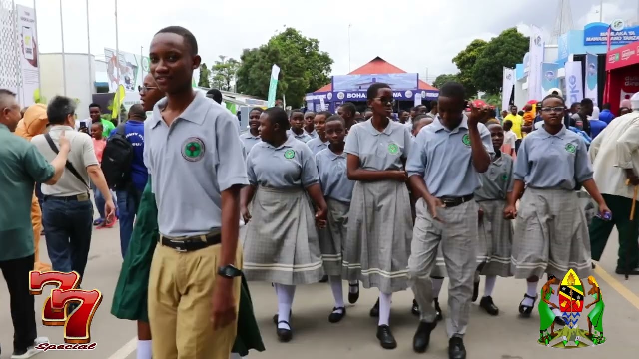 WANANCHI WAZIDI KUMIMINIKA BANDA LA WIZARA YA FEDHA KWENYE MAONESHO YA SABASABA 2025