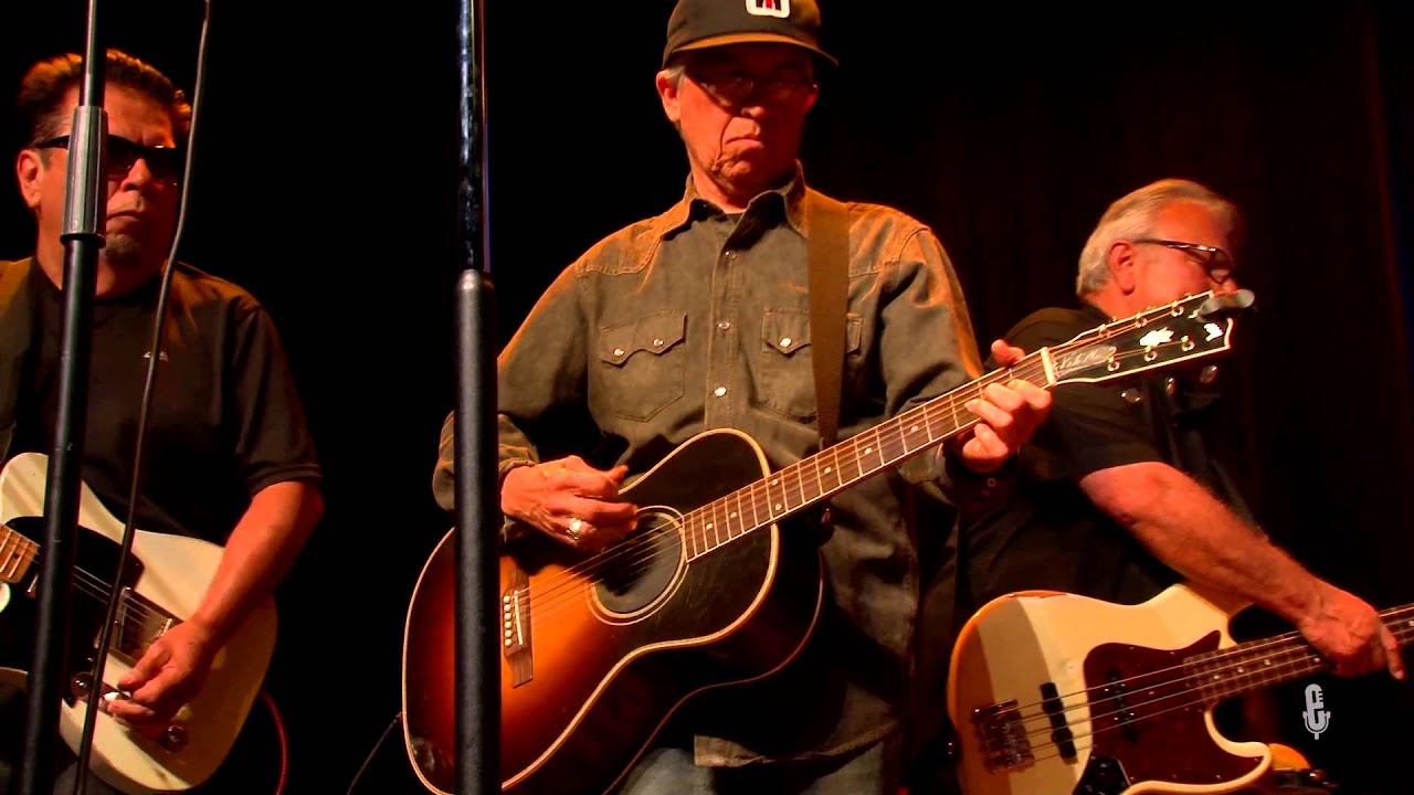 Los Lobos - Made To Break Your Heart (eTown webisode #877)