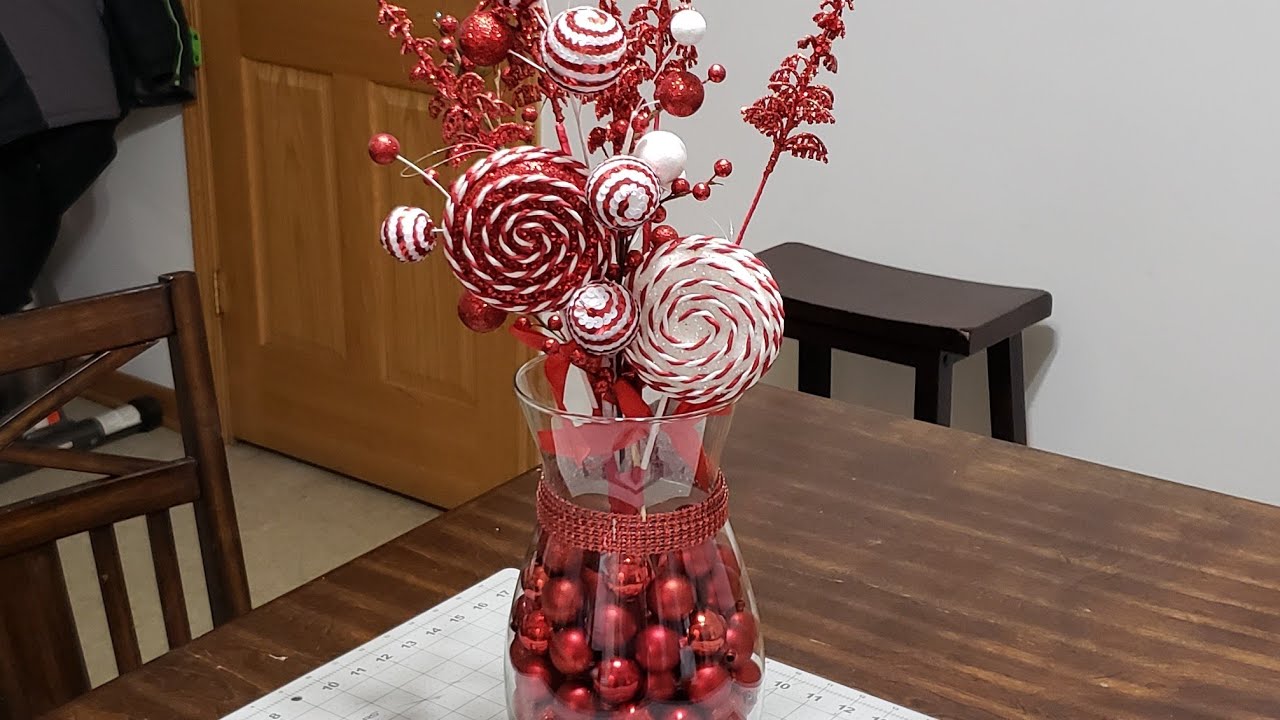 #christmas #centerpieces #dollartree  DIY Christmas Centerpiece