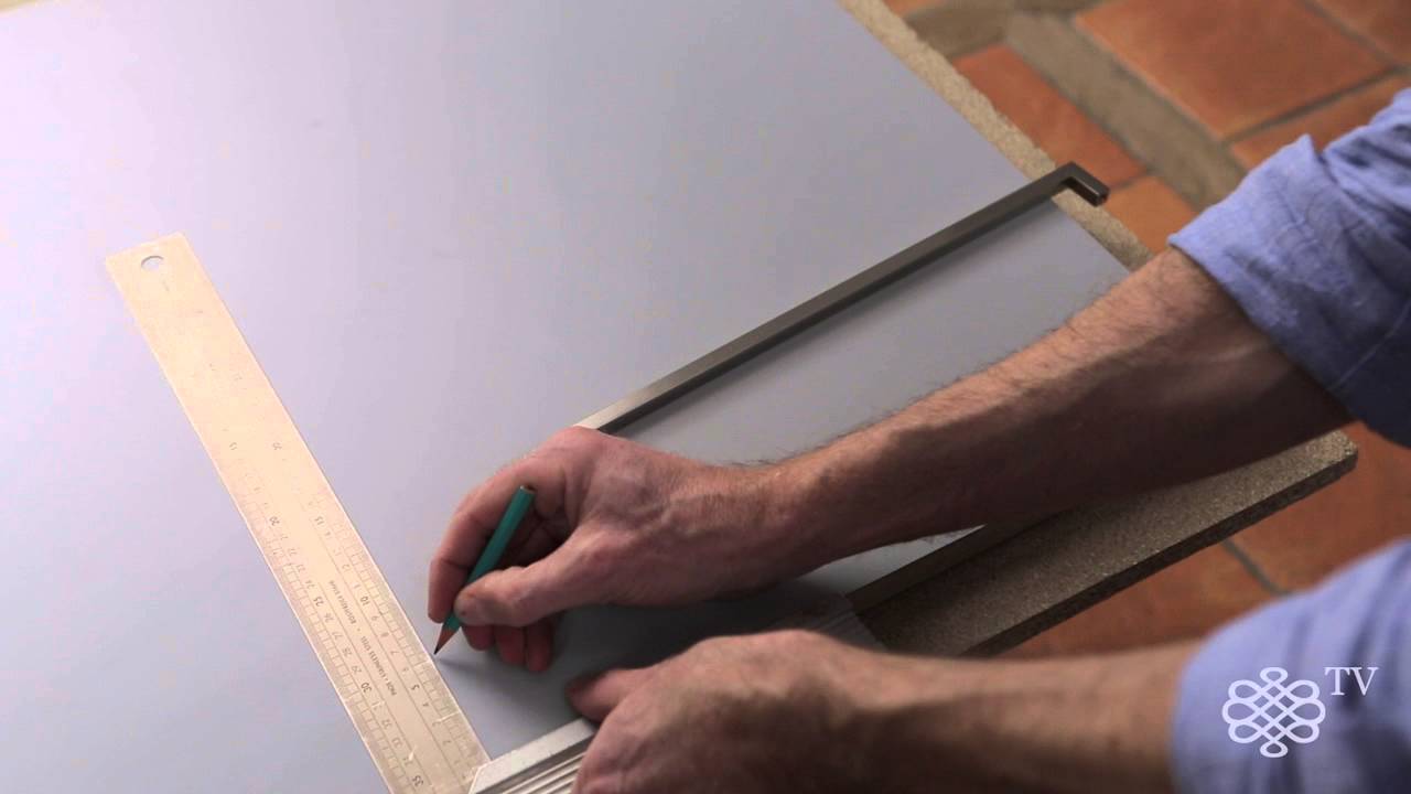 Video tutorial | How to fix a front panel to a technical door | EuroCave flush-fitting range