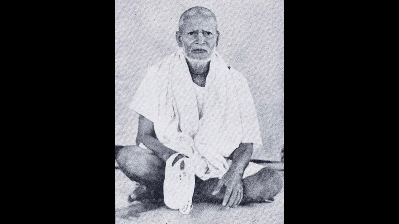Divine Harinama Sankirtan by Srila Akinchan Krishna Das Babaji Maharaja.