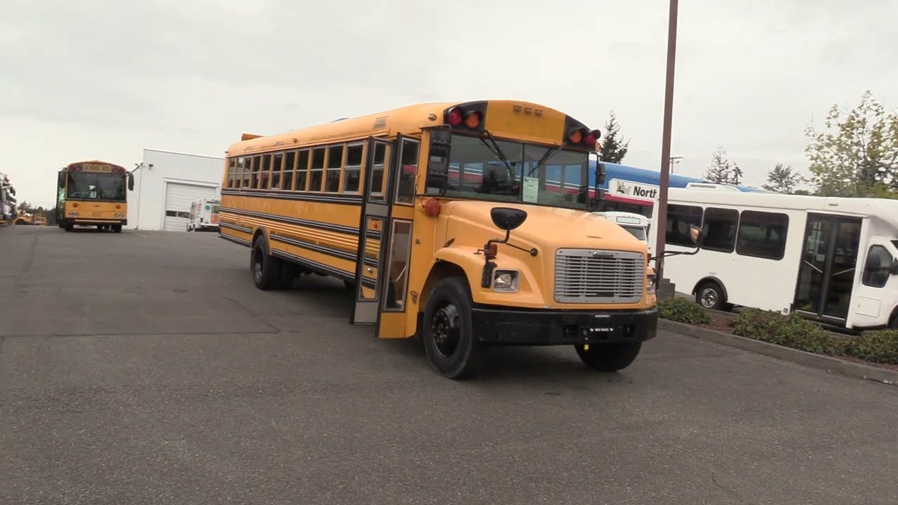 2006 Thomas Freightliner FS65 78 Passenger School Bus - B54286