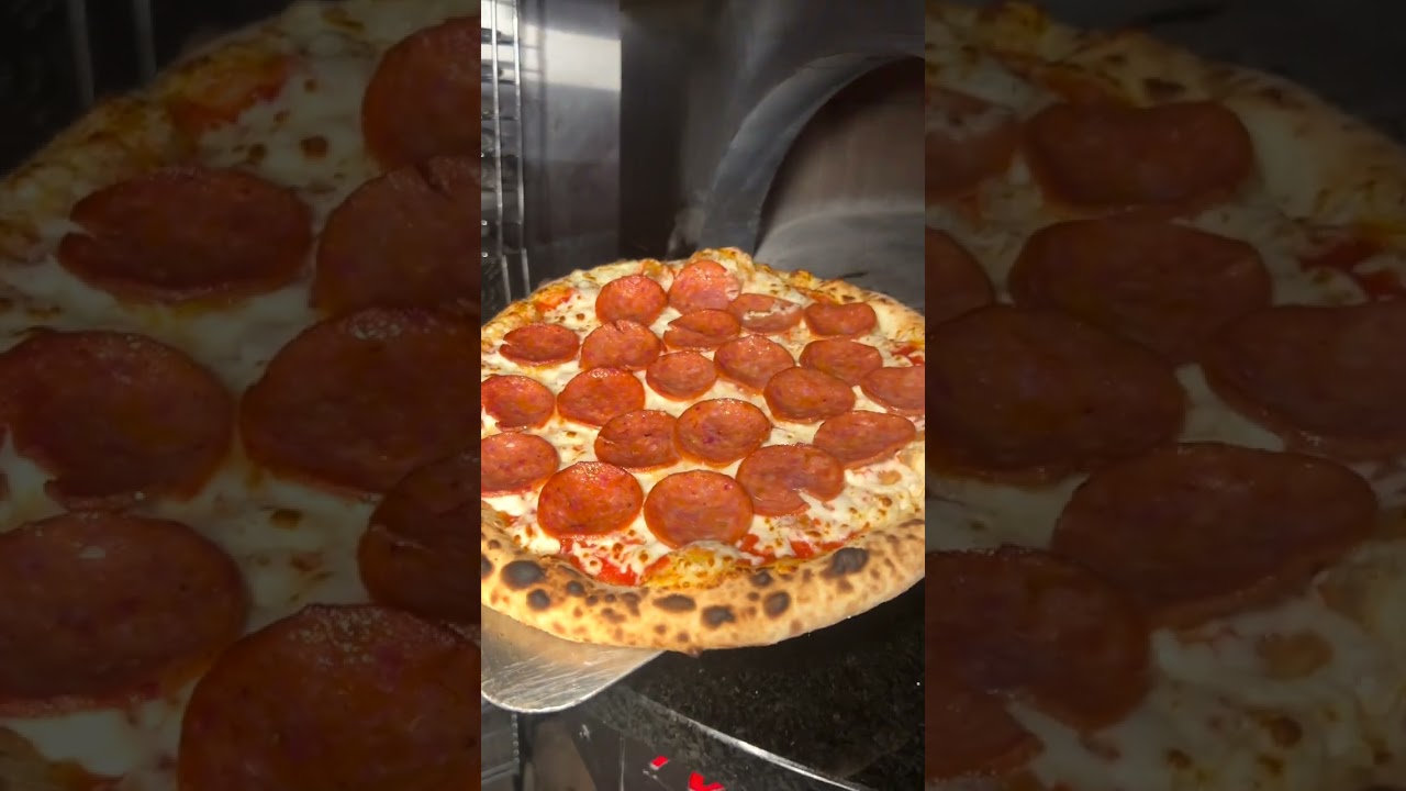🍕🎥🌶️ Zula Burgers Pizza proudly presents our Halal Pepperoni Pizza 🍅
