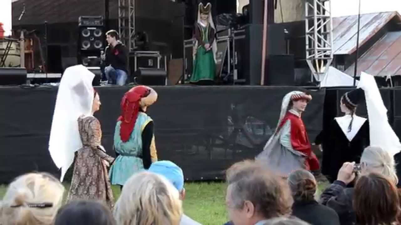 Medieval dance Anello. Mittelalter Tanze Anello. Medieval danza Anello