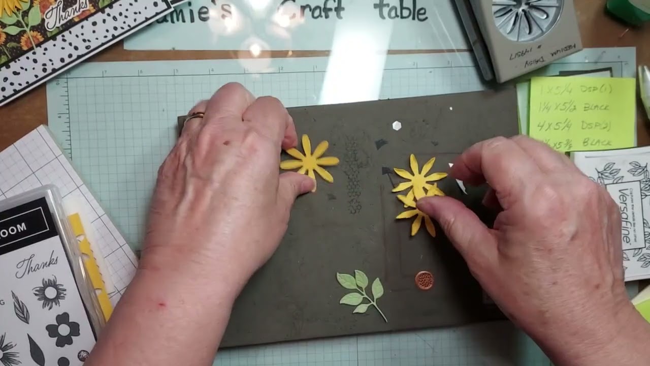 Let's make a paper sunflower embellishment