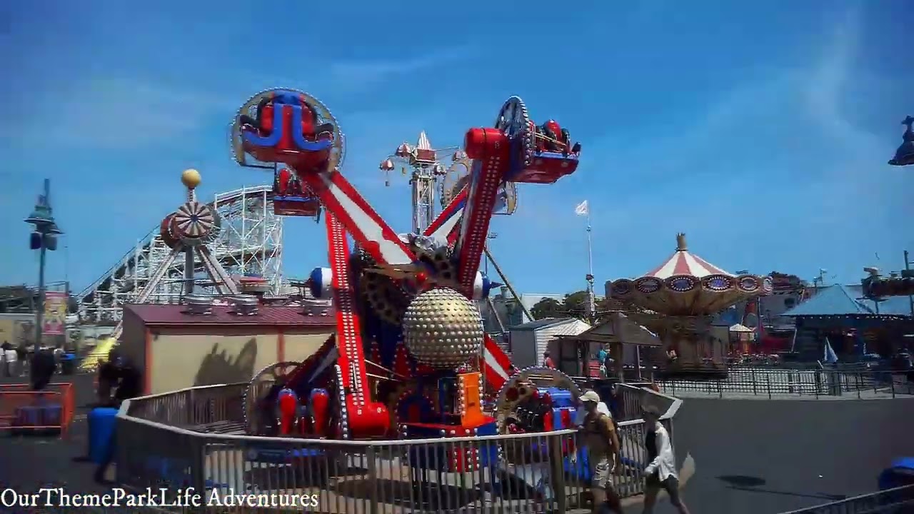 🎡🎶 Electrifying Beats at Luna Park 🎢✨ | Eletro Spin Vibes 🌟