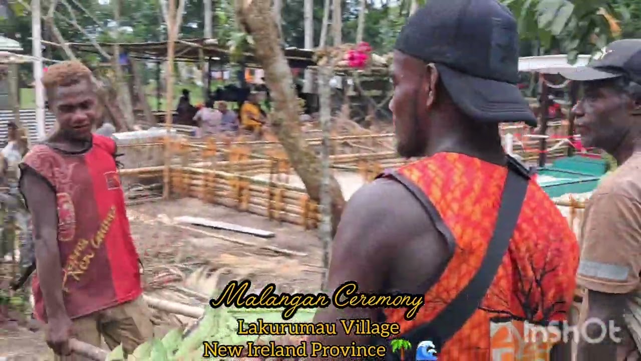 Malangan Ceremony in Lakurumau Village at New Ireland Province. 🧡💙🖤🤍