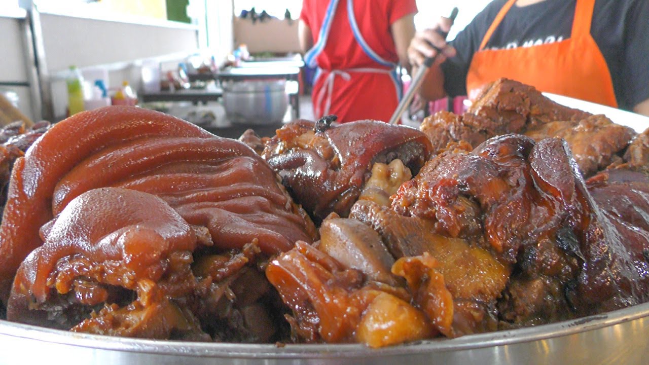 Thailand Street Food in Bangkok. Best Stalls in Petchaburi Area