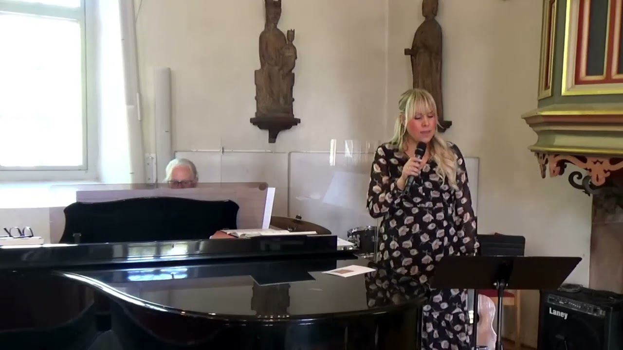 Emma Edvardsson Käck - Someone you loved, (Begravning 12 Maj)