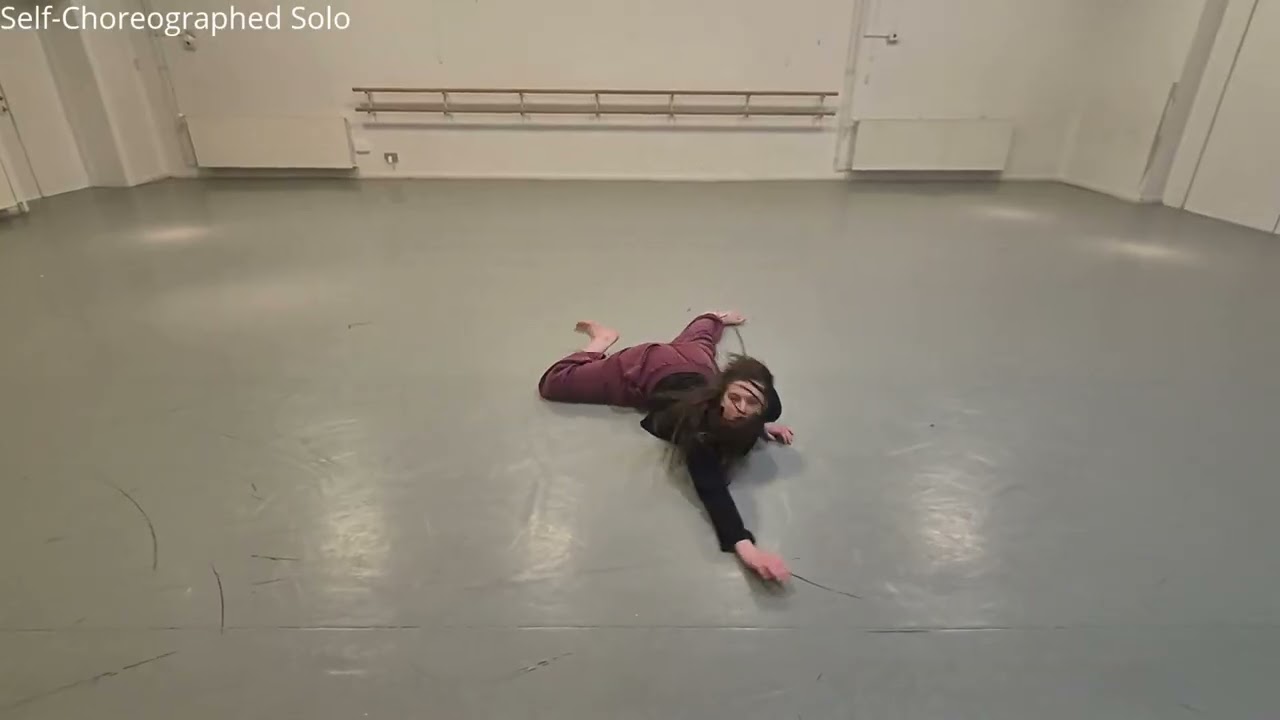 dance video with four different choreographies and improvisation - Thea Bundgaard