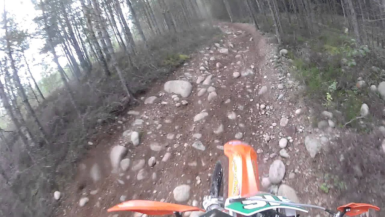 Träning på Hällefors enduro bana med Linus Ericsson #316