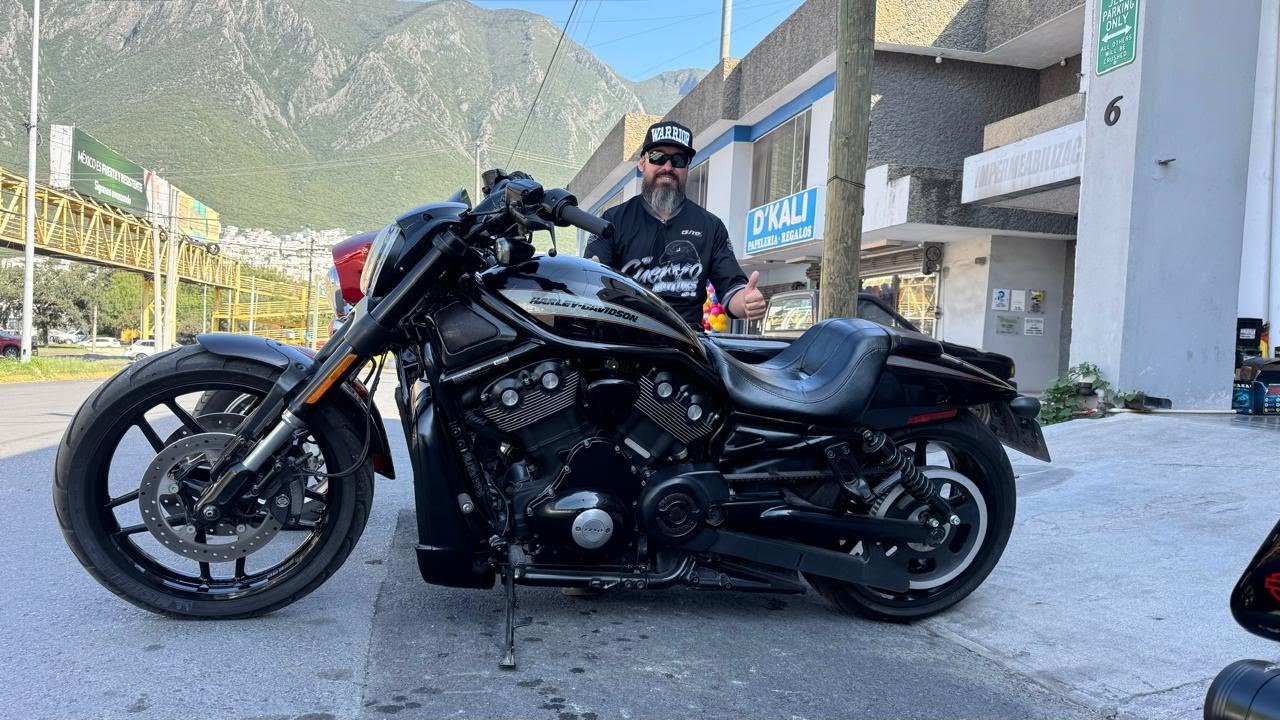 HARLEY DAVIDSON VROD / NIGTH ROD SPECIAL 2015