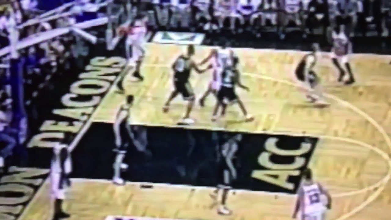 Mike Miller Game Winning Floater (Florida 69 - Butler 68)