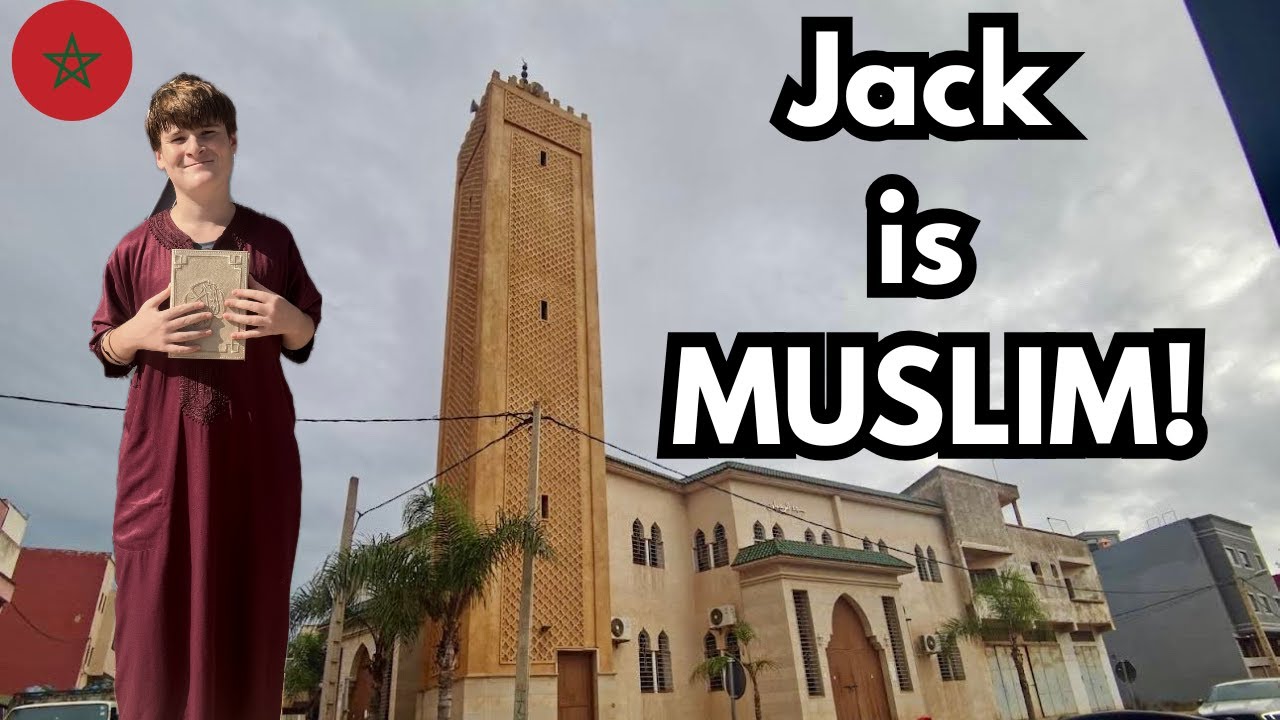 American Boy Takes Shahada at Jumuaa Prayer in Morocco 🇺🇸🇲🇦☪️