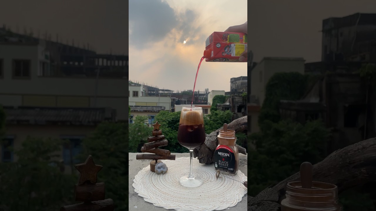 3 Step Easy To Make Summer Drink! Iced Cranberry Americano 🍷 