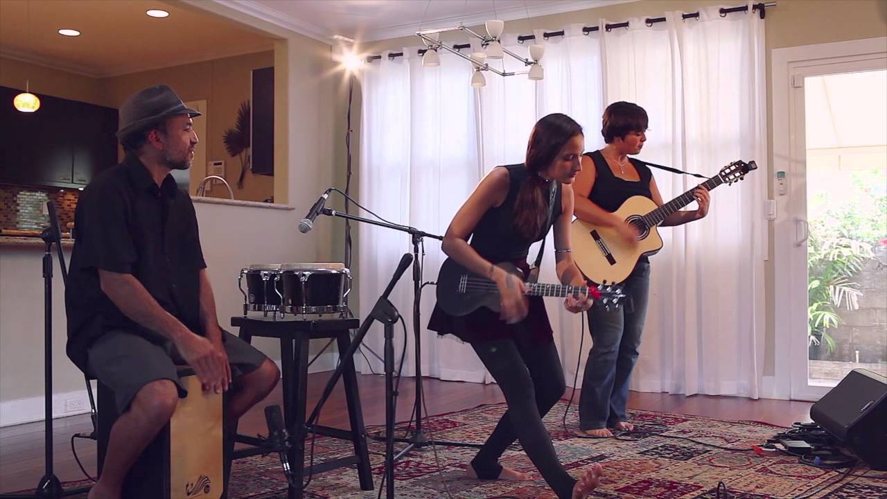 Taimane Gardner - Bodysurfing (HiSessions.com Acoustic Live!)