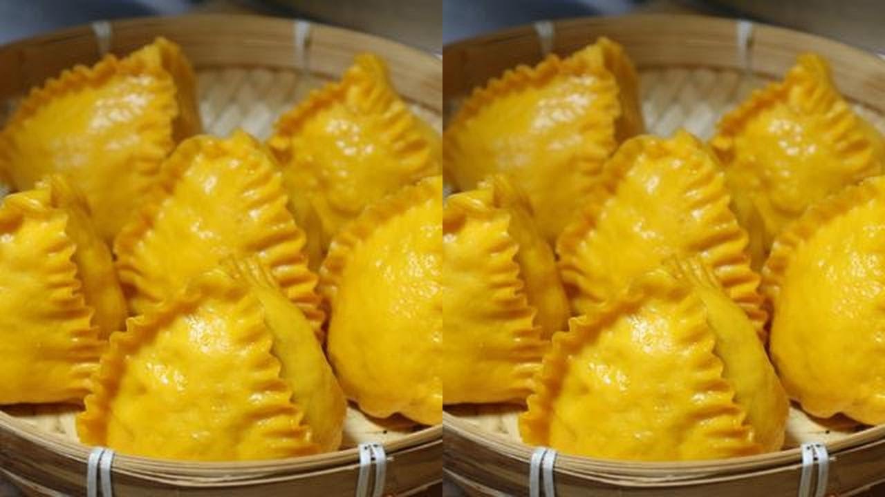 李姐做的南瓜豆沙包子，南瓜和面豆沙做馅，松软甜香，好吃好做 #我的厨房日记 #动手自己做美食 #面食分享 #没事霍霍面 #抖音美食推荐官