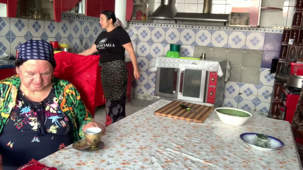Anca a pregătit pește la masa pentru Patroana de la Strehaia!